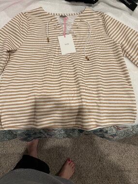 Gorgeous Voy Top